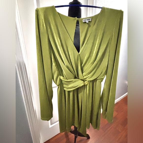 Fashion Nova Green Women's Romper - Picture 2 of 6